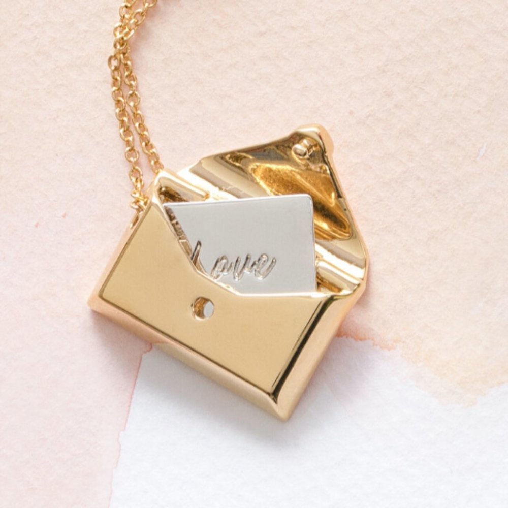 Capsul Jewelry Envelope Locket Necklace in Gold